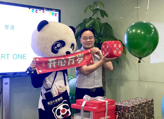 綠色是夏日的一抹清涼，是歐賽斯的一場生日盛宴